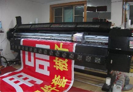 陇县喷绘广告分辨率是多少？